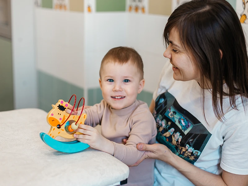 Корь: почему сейчас особенно важно подумать о вакцинации всей семьи